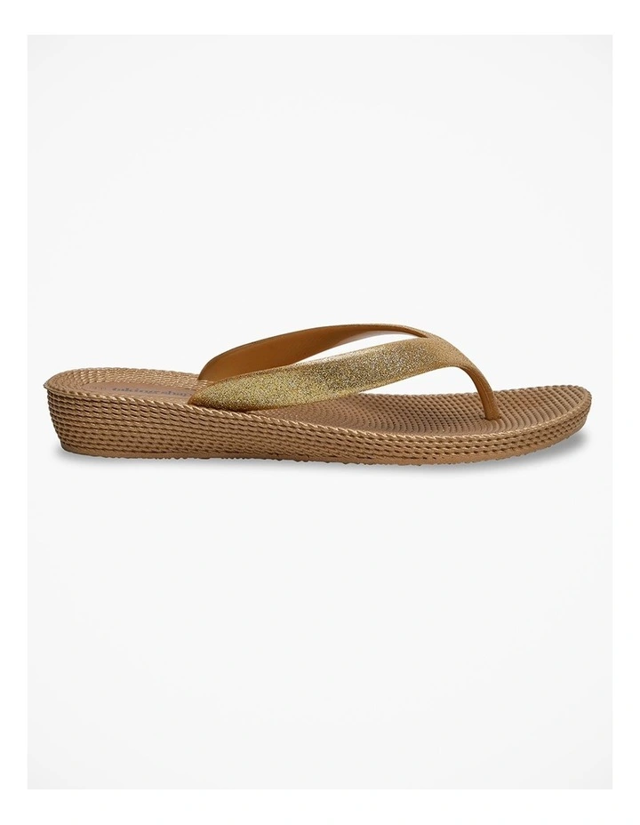 Cheap π― Taking Shape Jelly Wedge π©΄ Sandal In Gold π