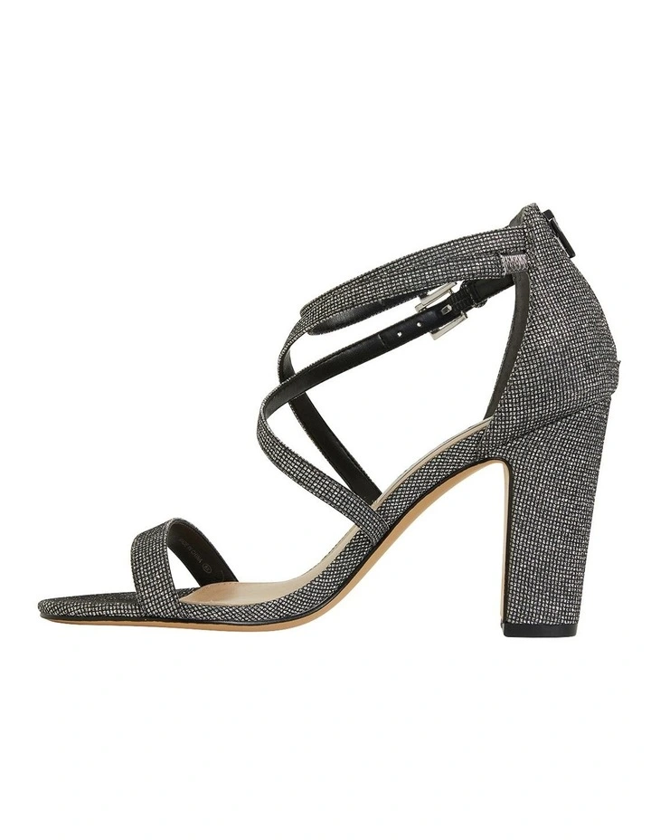Flash Sale π₯ NINA Shari Silver/Black π©΄ Sandals π - Image 3