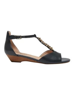 Top 10 🌟 Easy Steps Vince Glove 🩴 Sandals In Navy 😍