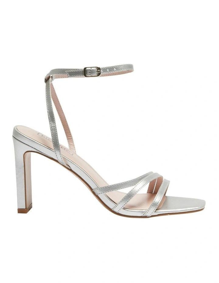 Outlet π Pink Inc Lara π©΄ Sandals In Silver Metallic π₯°
