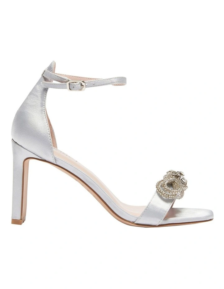 Deals π Pink Inc Honey π©΄ Sandals In Silver Satin βοΈ