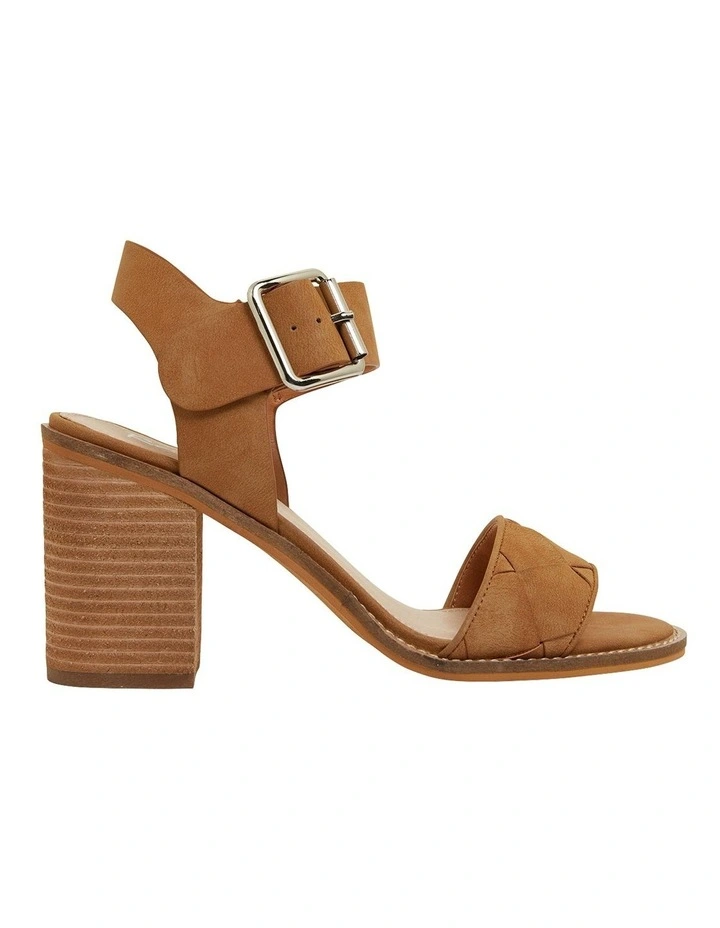 Flash Sale β¨ Ravella Hanson Tan Nubuck π©΄ Sandals π