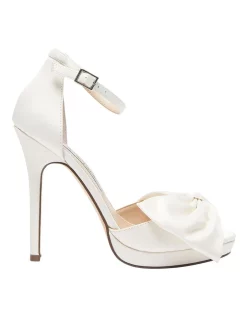 Best deal ๐ NINA Flosie ๐ฉด Sandals In Ivory Lustre Satin ๐ฏ