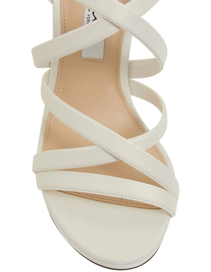 Outlet βοΈ NINA Reatha Ivory Satin π©΄ Sandals π₯ - Image 6