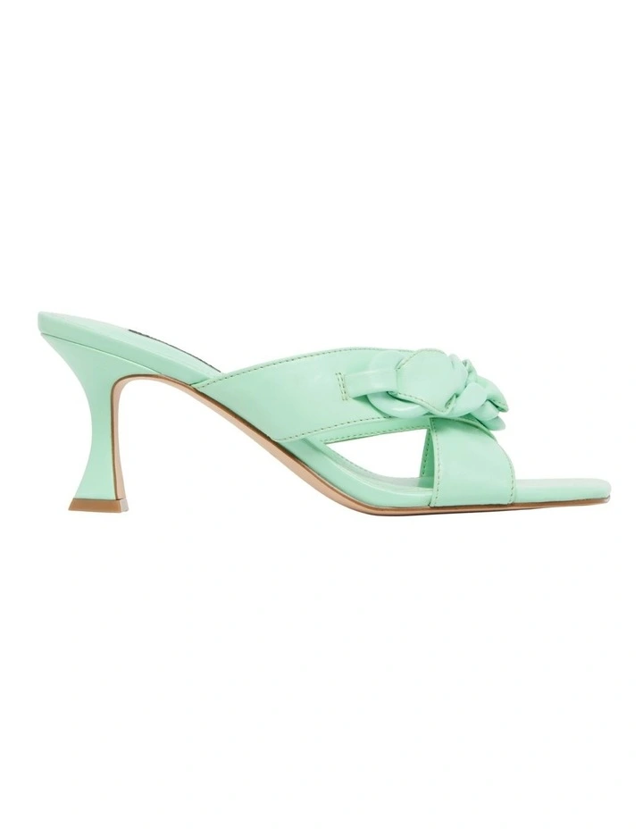 Flash Sale β Nine West Paytin π©΄ Sandals In Green β¨