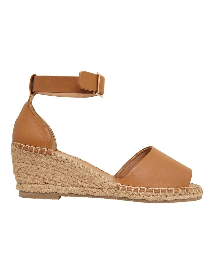 Outlet π Ravella Henley Tan Glove π©΄ Sandals β