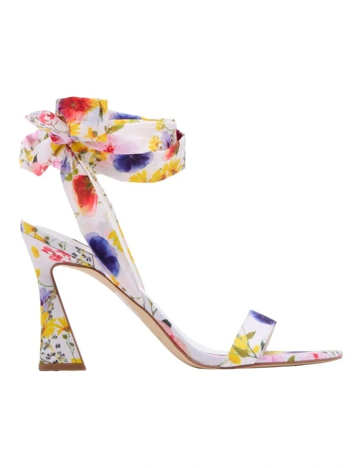 Budget π Nine West Kelsie Tie-Up π©΄ Sandals In White Floral π