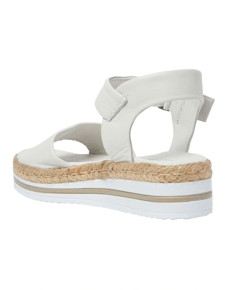 Cheapest β€οΈ Easy Steps Holiday White Glove π©΄ Sandals β€οΈ - Image 6